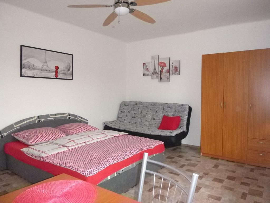 Apartmanovy Dom Grand Štúrovo Dış mekan fotoğraf