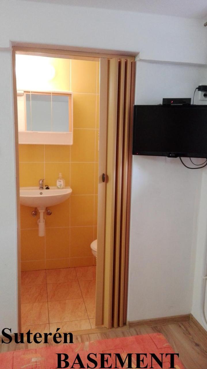 Apartmanovy Dom Grand Štúrovo Dış mekan fotoğraf